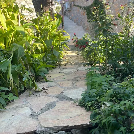 Holiday home Soeguet Erol Koey Evi Taslica