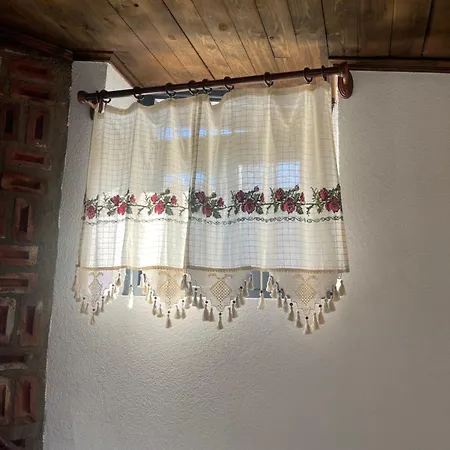 Holiday home Soeguet Erol Koey Evi Taslica