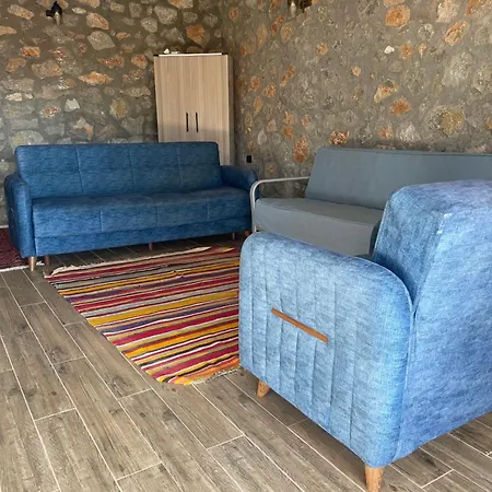 Semesterbostad Soeguet Erol Koey Evi